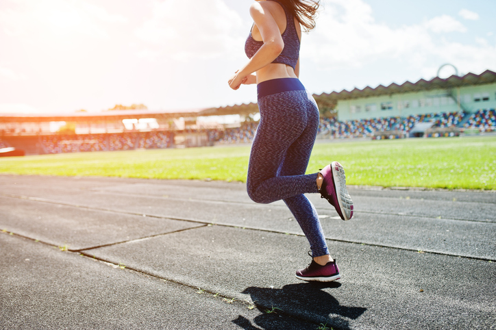 冬のランニングにおすすめなインナー10選 選び方 メーカーの紹介あり Sposhiru Com